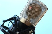 microphone-516043_1920.jpg